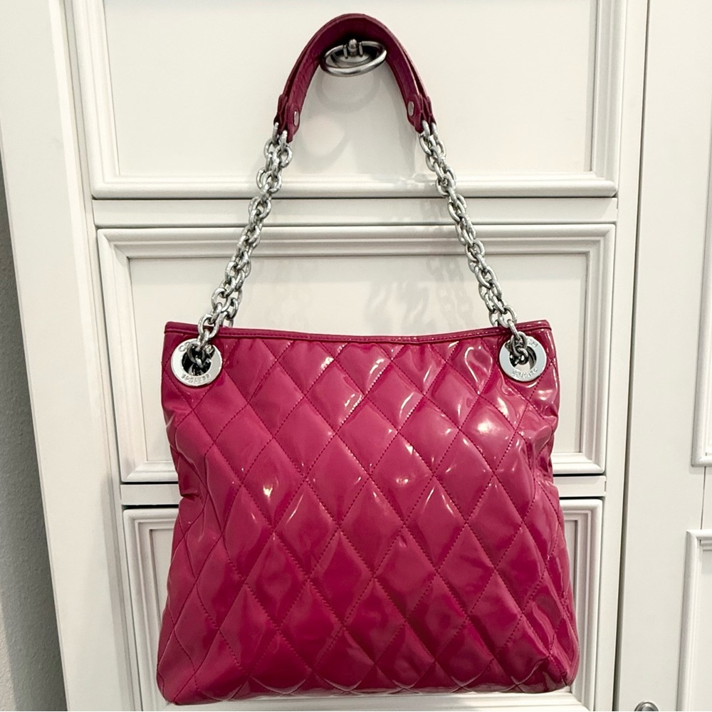🩷 SOLD - Coach Poppy Liquid Gloss Patent Leather Hot Pink Convertible Bag - Picture 3 of 17